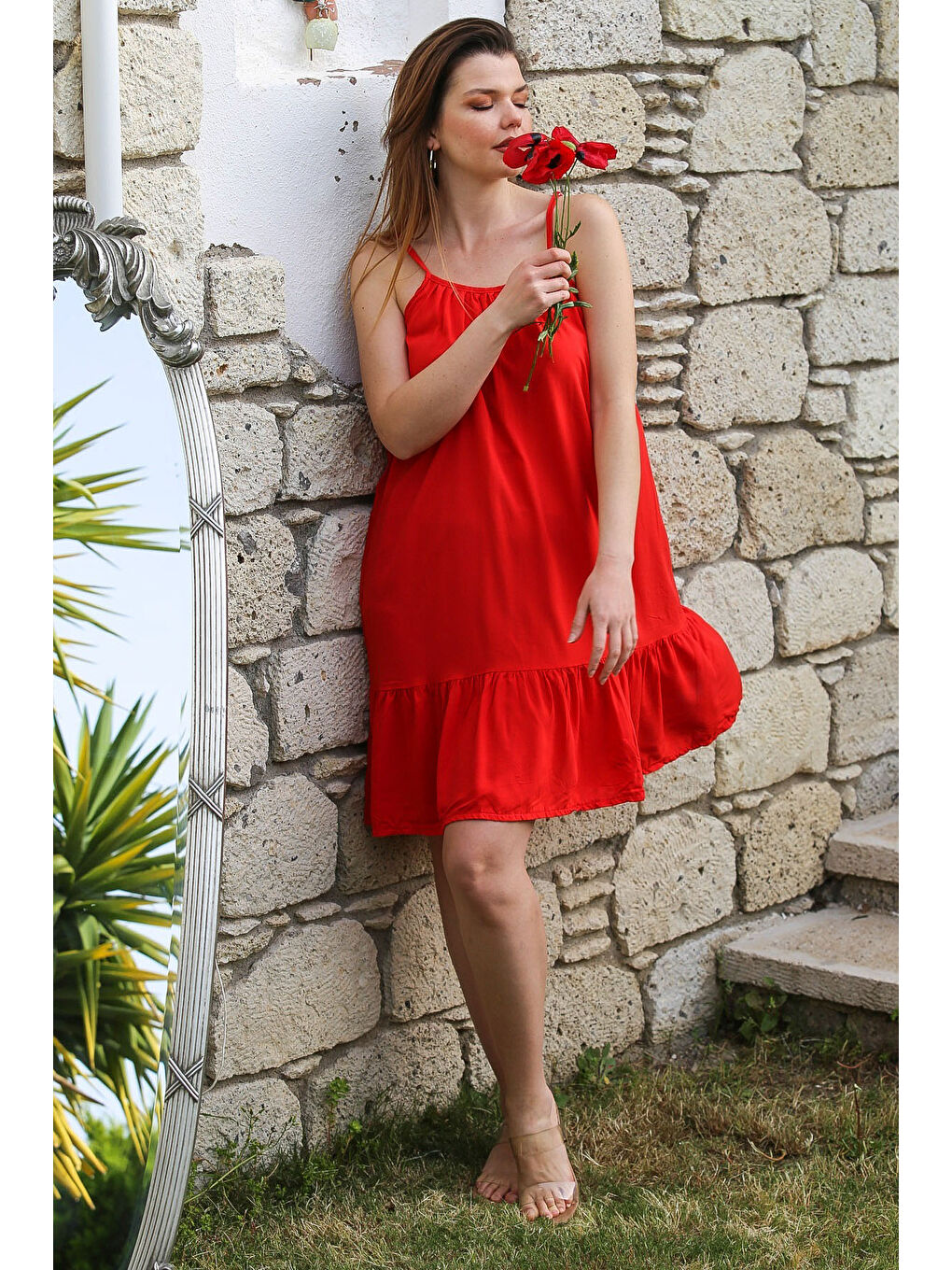 Kırmızı Narçiçeği Eteği Fırfırlı Ayarlanabilir Askılı Casual Viskon Dokuma Elbise 105 66-1