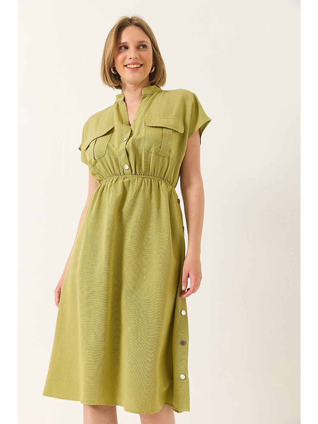 Yeşil Kadın Beli Lastikli Çıtçıt Detaylı Cepli Keten Elbise-3