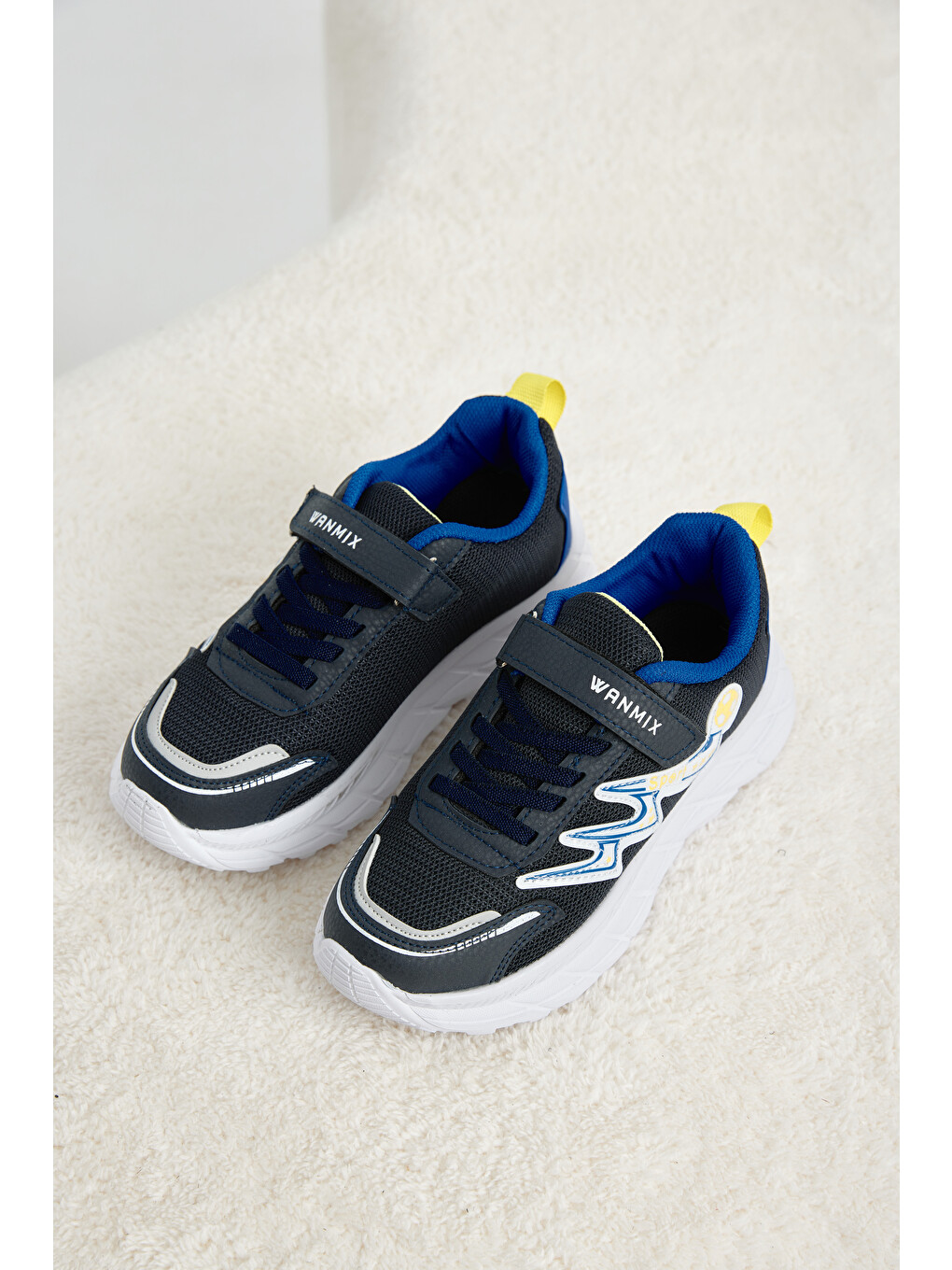 Çocuk Unisex Lacivert Sarı Rahat Kalıp Nefes Alabilen Cırtlı Sneaker-1