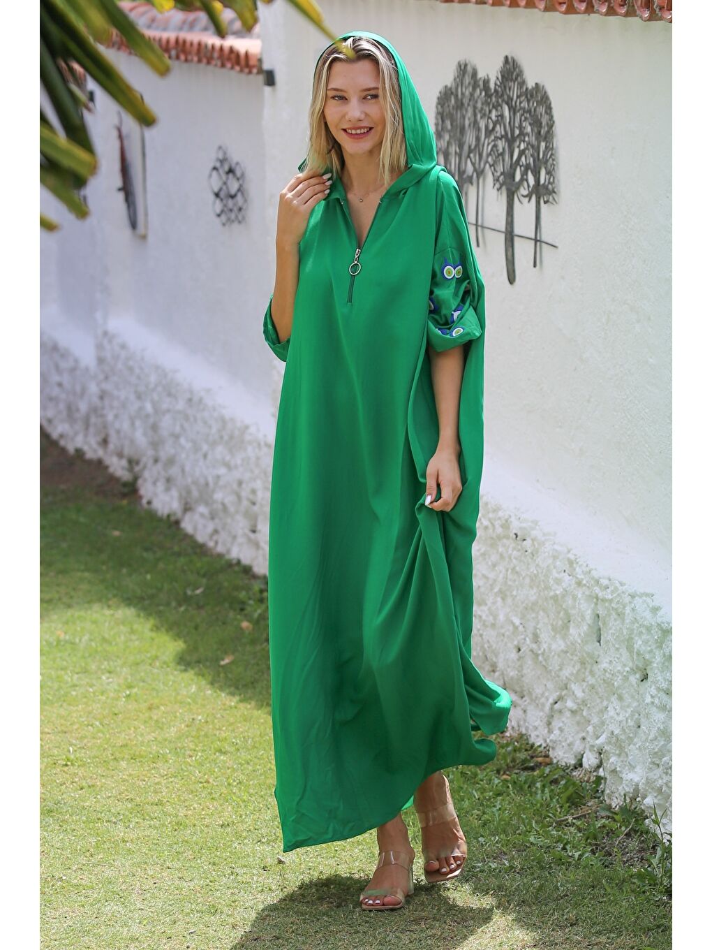 Yeşil Kapüşonlu Uzun Kol Fermuarlı Baskılı Long Fit Dokuma Oversize Casual Elbise-4