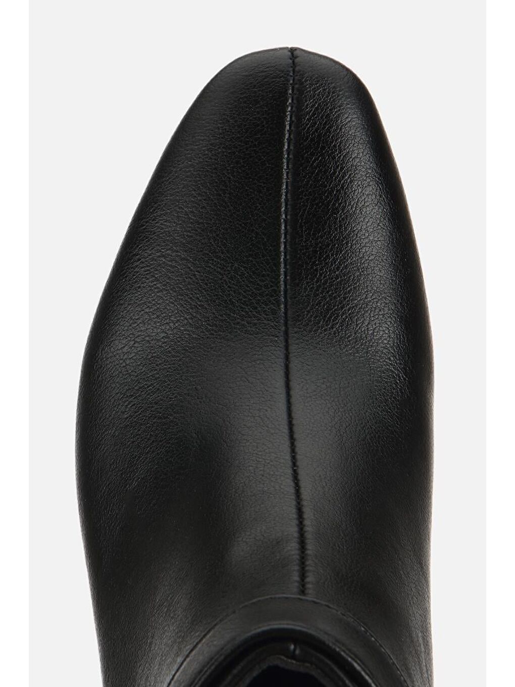 Kadın Siyah Kemer Detaylı Topuklu Bot-4