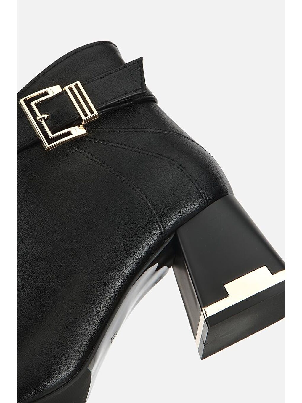 Kadın Siyah Kemer Detaylı Topuklu Bot-6