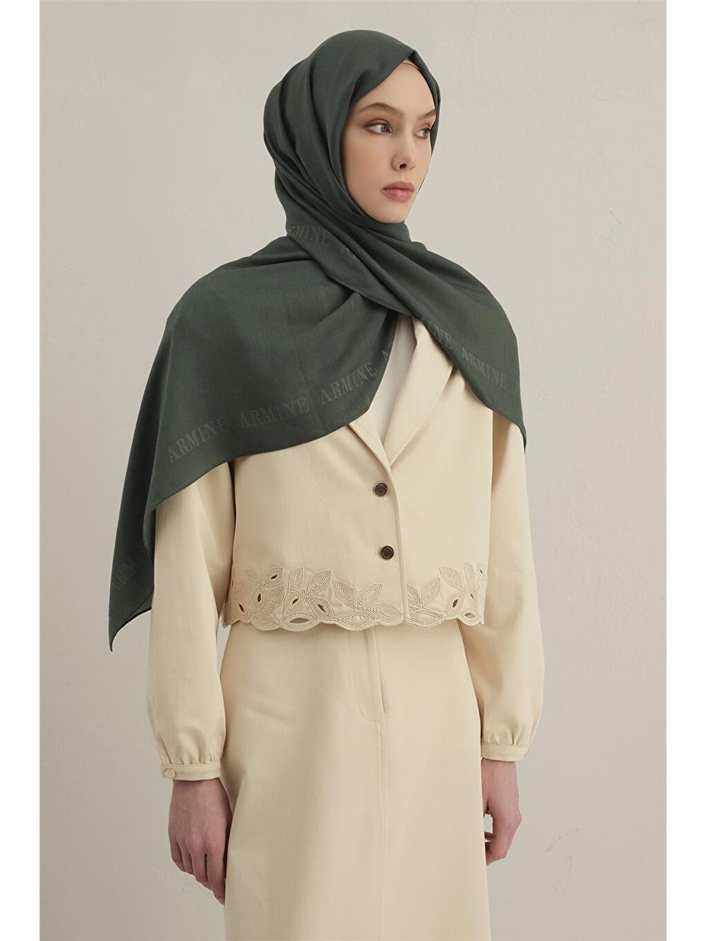 Yeşil Logo Bordürlü Pamuk İpek Şal 50-1