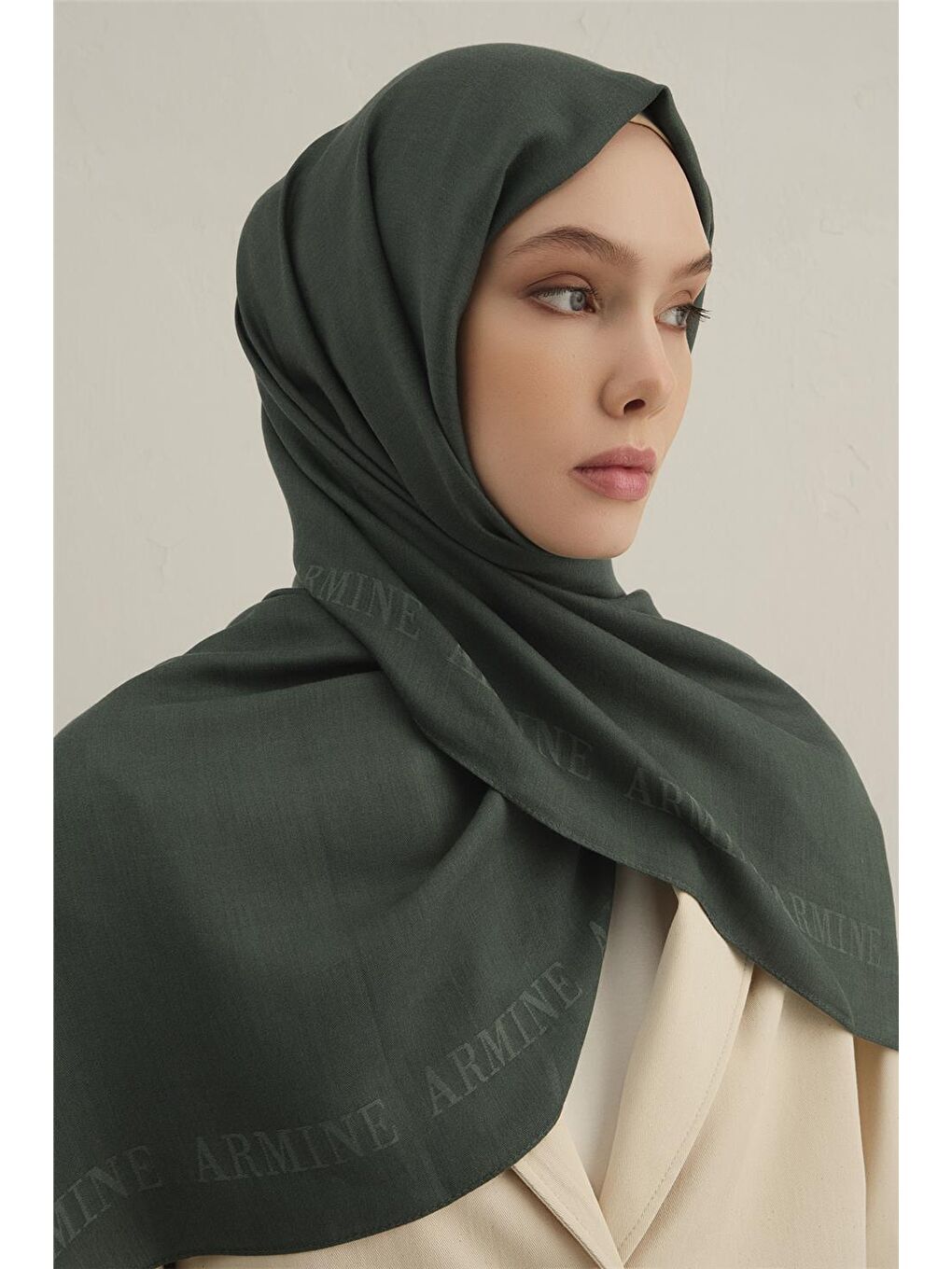 Yeşil Logo Bordürlü Pamuk İpek Şal 50-3