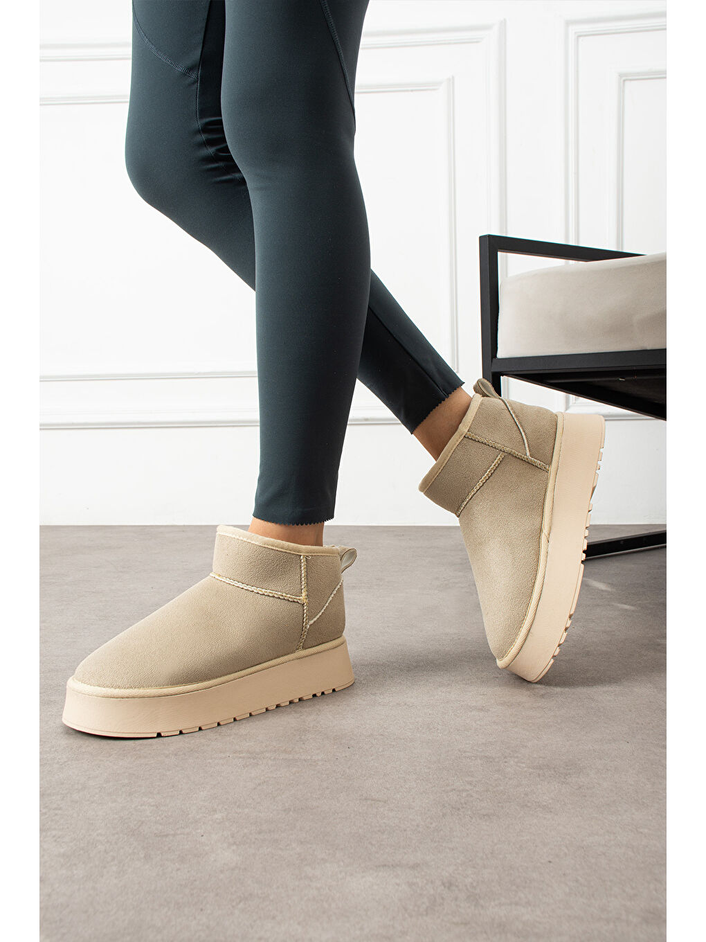 Bej Kadın Kalın Taban Süet İçi Kürklü Günlük Bot-2