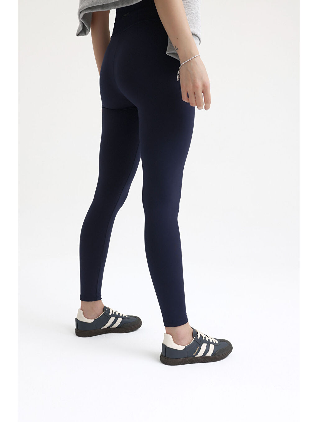 Gri Unisex Füme Cilt Termo Taban Yanı Şeritli Bağcıklı Spor Ayakkabı-4