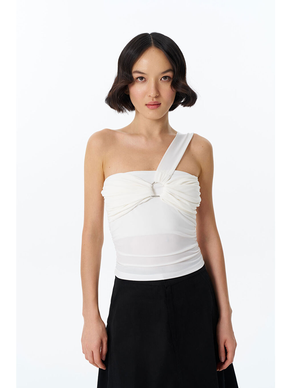 Toka Aksesuarlı Straplez Bluz Ekru