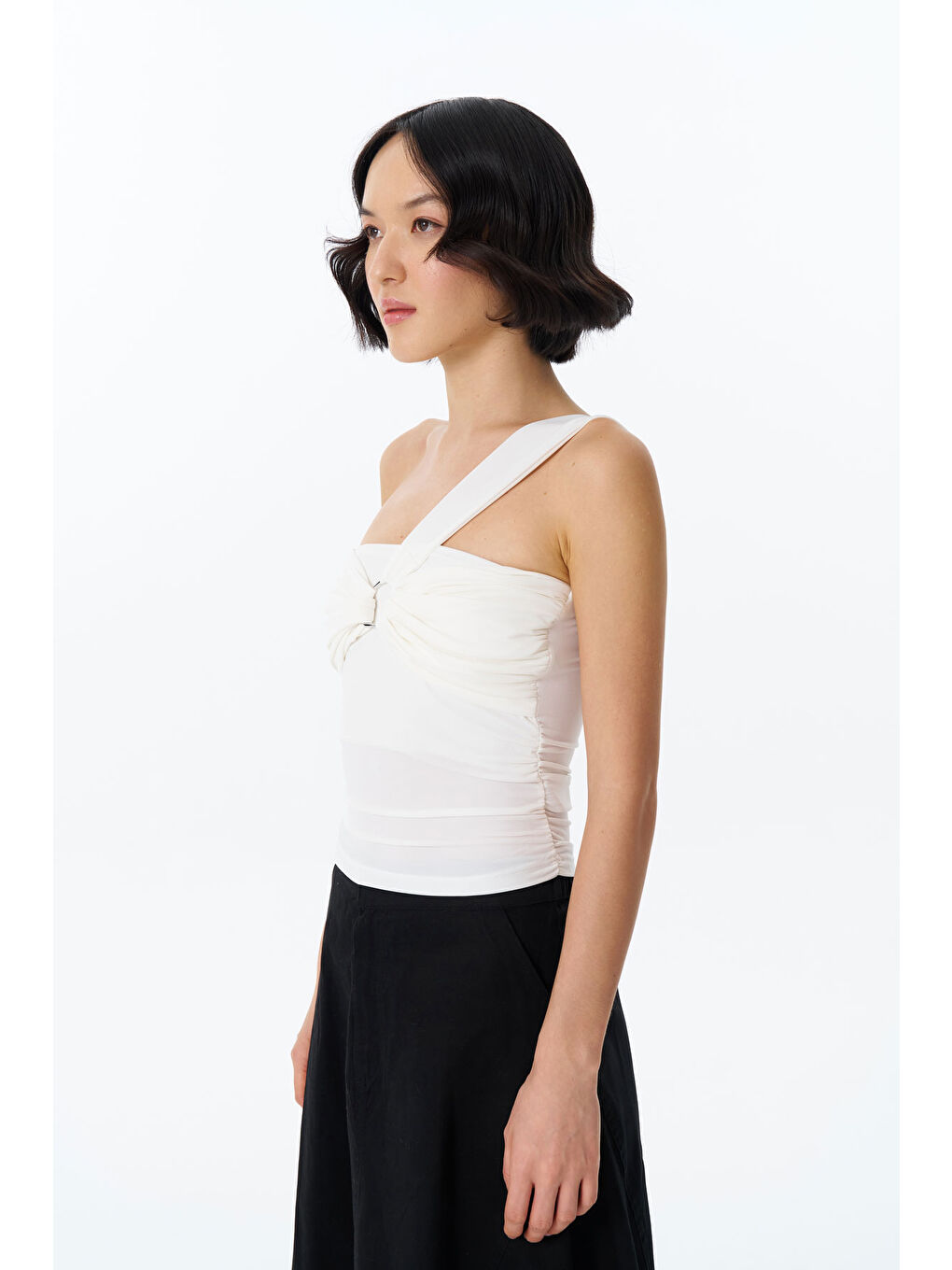 Toka Aksesuarlı Straplez Bluz Ekru-3