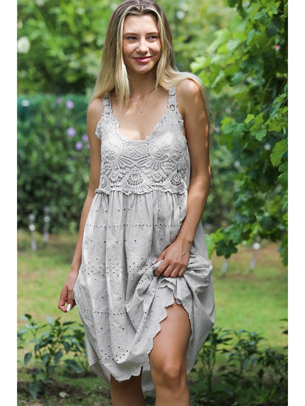 İtalyan Bej Askılı Dantelli Fistolu Dokuma Casual Elbise-5