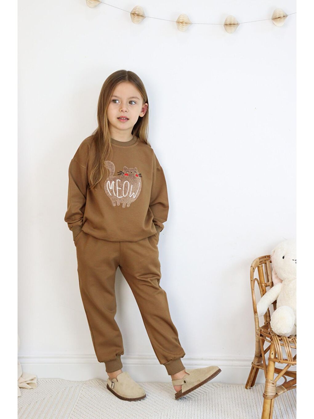 Harika KIDS Kahverengi Kız-Erkek (Unisex) Çocuk İnterlok Kumaş Orta Kalınlıkta Nakışlı-Baskılı Örme Basic Eşofman Takımı - 5