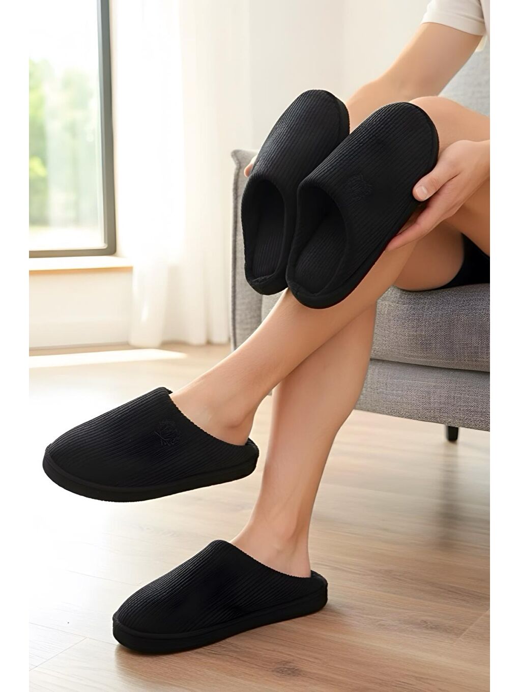 Siyah Wars Pofuduk Fitilli Ev Terliği Erkek Ses Yapmaz Taban Yıkanabilir Misafir Terliği