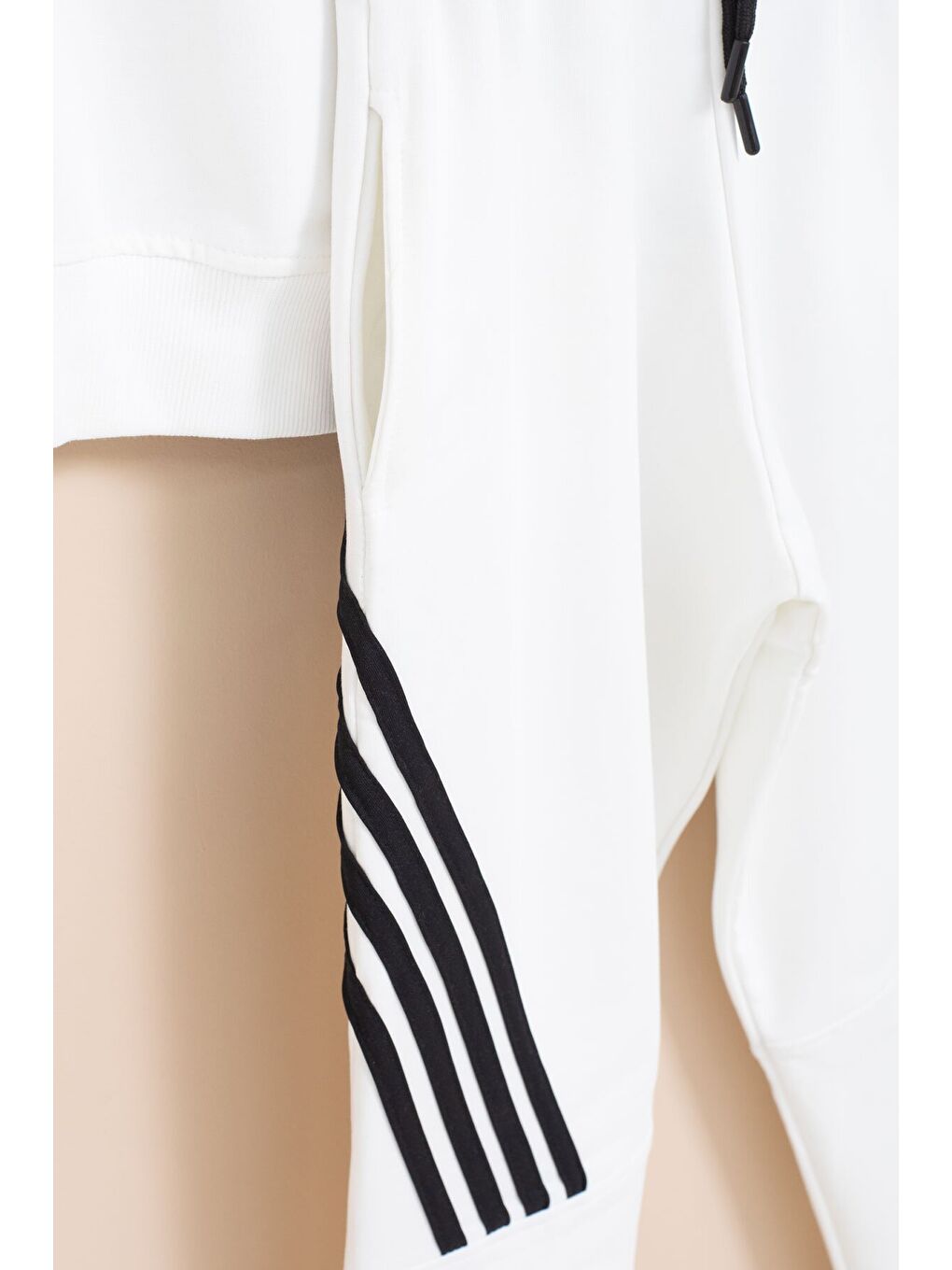 Beyaz Erkek Çocuk Keep Going Yazılı Şeritli Erkek Çocuk Kapüşonlu Eşofman Takımı 23417-3