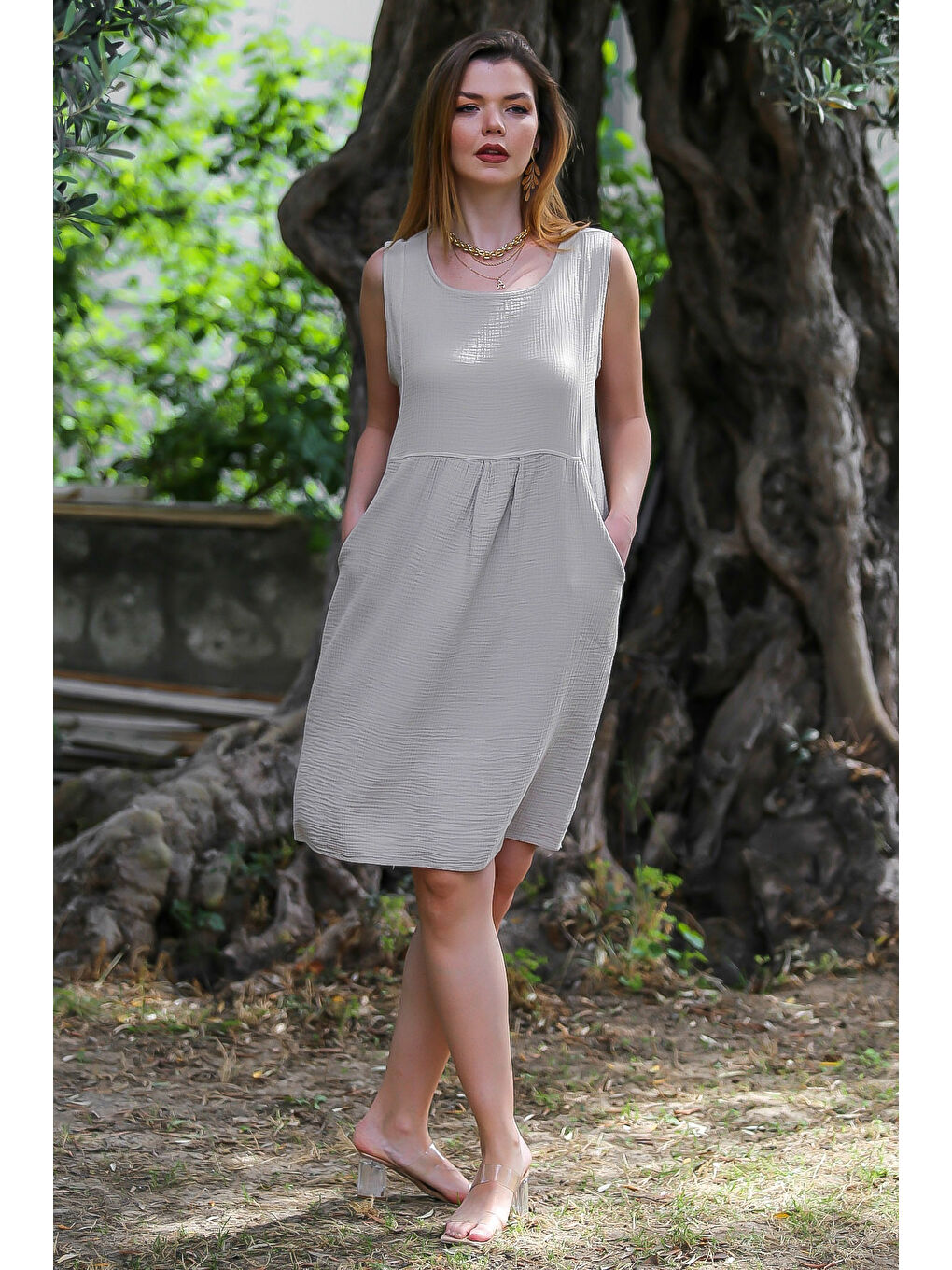 Bej Organik Pamuk Vizon Yuvarlak Yaka Kolsuz Cepli Dokuma Casual Müslin Elbise-2