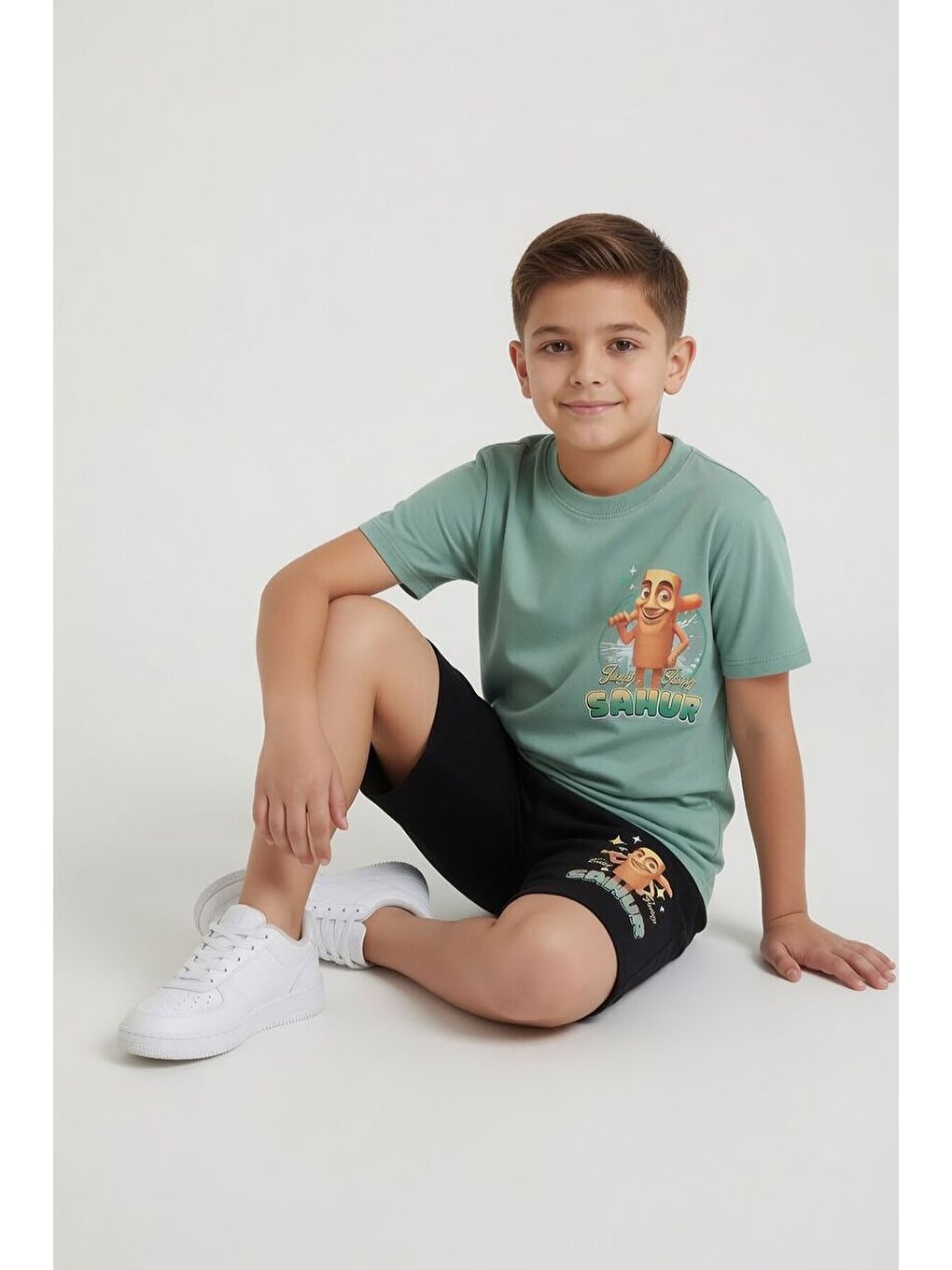 Yeşil Erkek Çocuk Bisiklet Yaka Tişörtlü Şortlu 2li Baskılı Takım 23999-3
