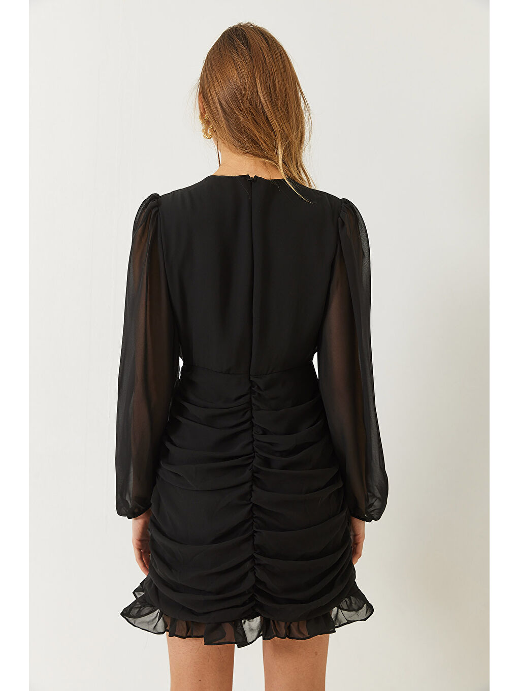 Siyah Kadın Kruvaze Yaka Büzgülü Tül Detaylı Mini Elbise-7