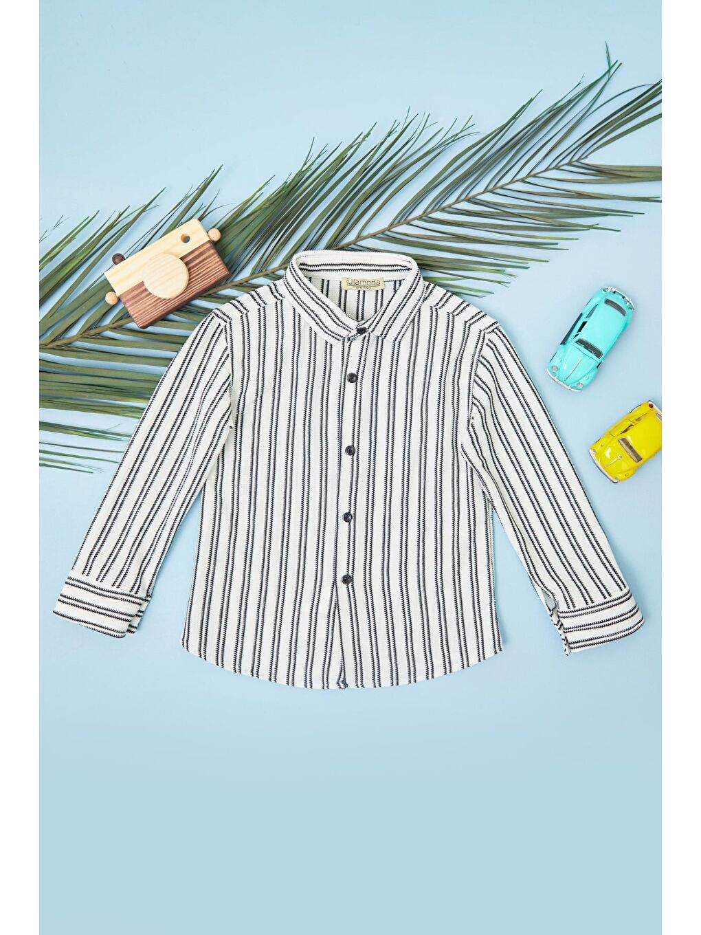 Siyah Çizgili Düğmeli Erkek Çocuk Gömlek