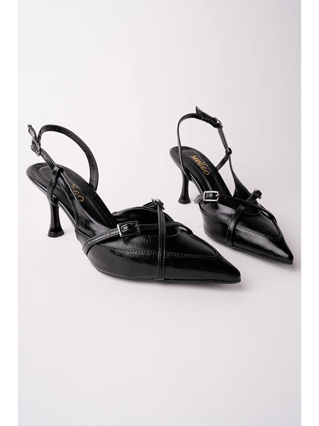 Siyah İCONS Sivri Burun Arkası Açık Kemer Detaylı İki Bantlı Kadın Topuklu Ayakkabı-1