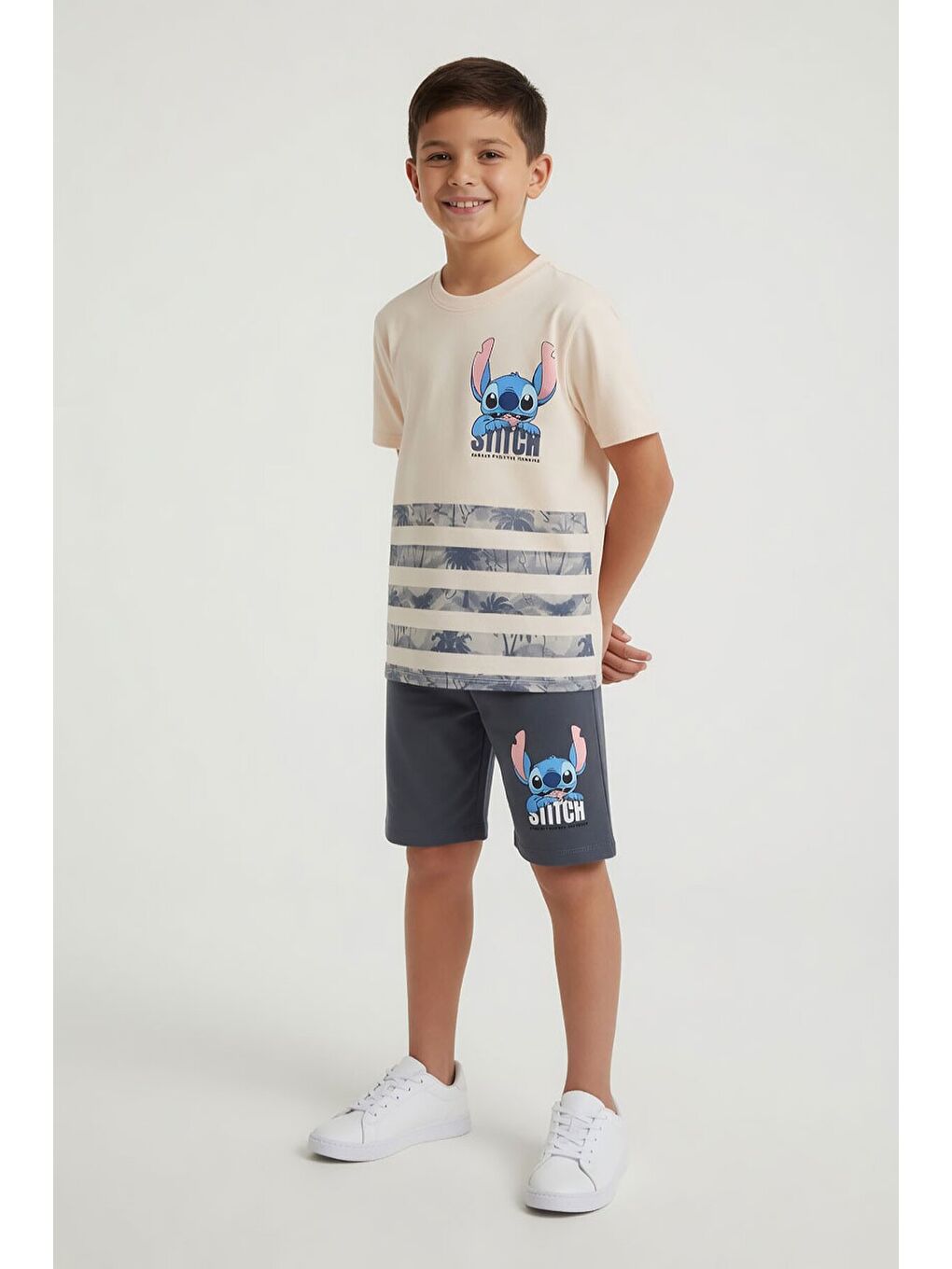 Gri Füme Palmiye Desenli Çizgili Tişörtlü Erkek Çocuk Şortlu 2li Takım 23933-2