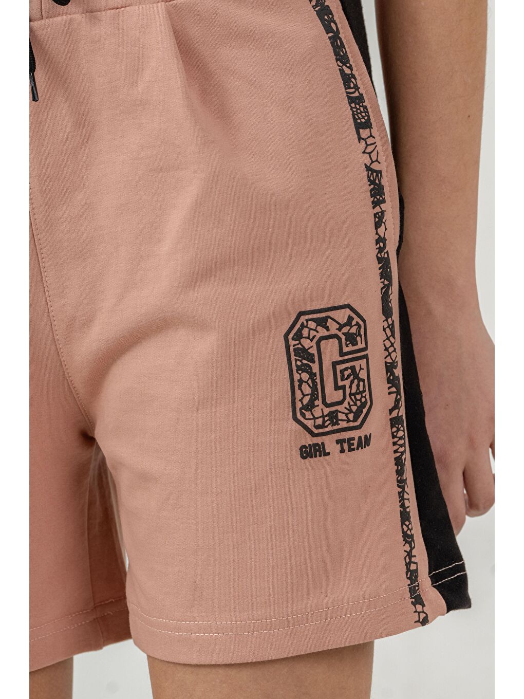 Pembe Girl Team Baskılı Yanlar Garnili Kız Çocuk Şort-4