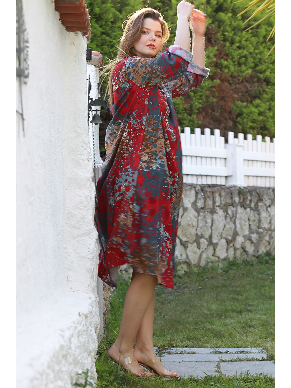 Kırmızı Hakim Yaka Düğmeli Uzun Kollu Gizli Cepli Casual Viskon Dokuma Elbise 125 65-4