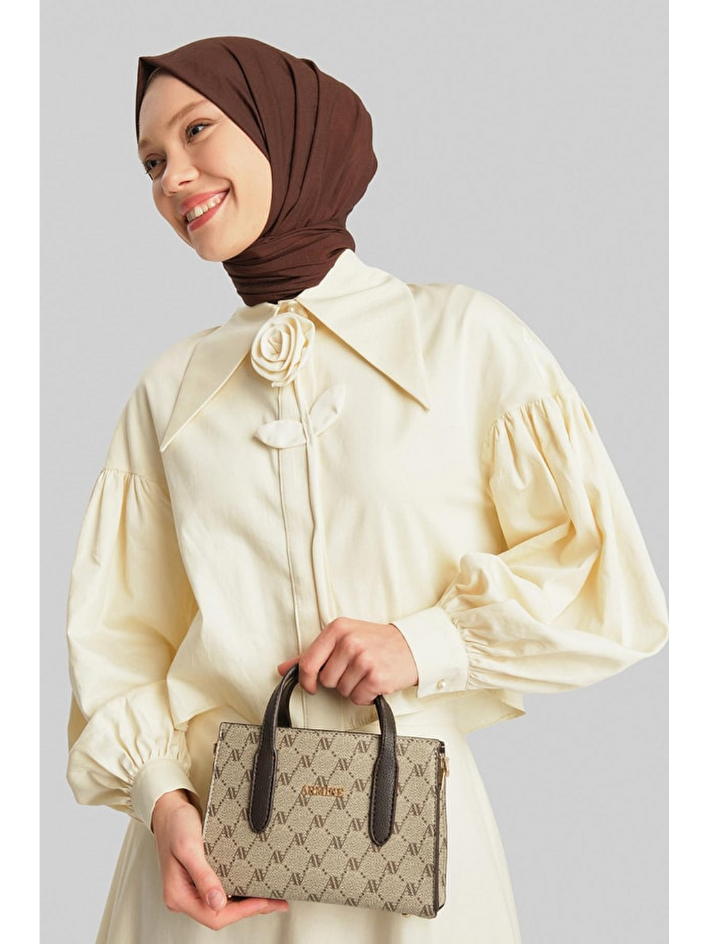 Bej Noktalı Çanta Vizon-1