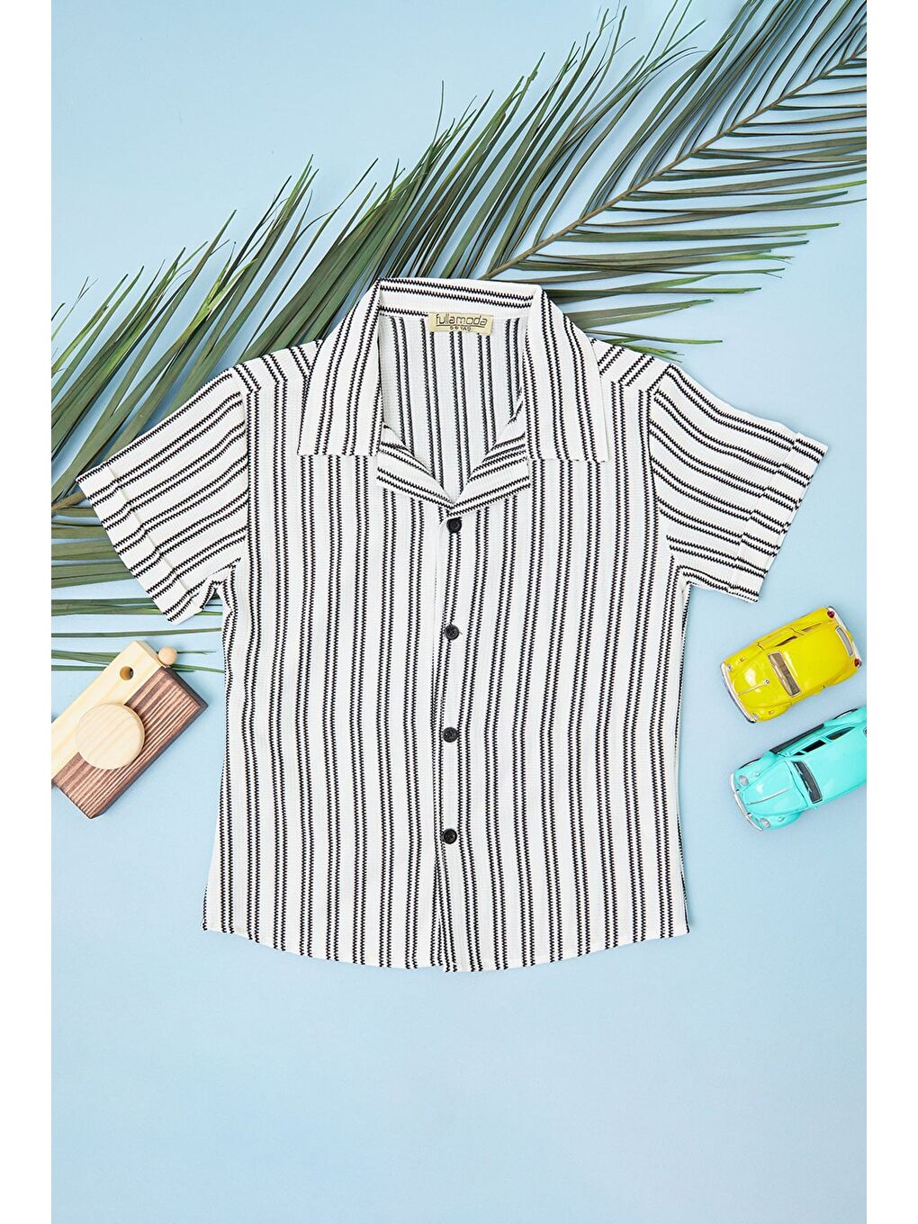 Siyah Çizgili Düğmeli Erkek Çocuk Gömlek