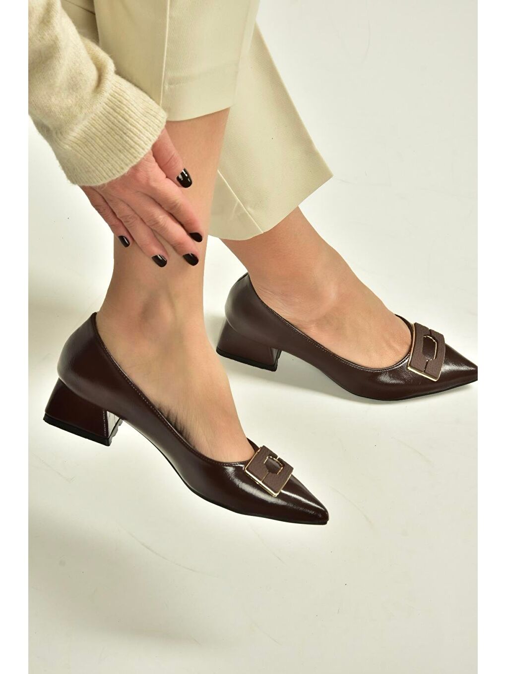 Kahverengi Kadın Topuklu Ayakkabı V820371160-1