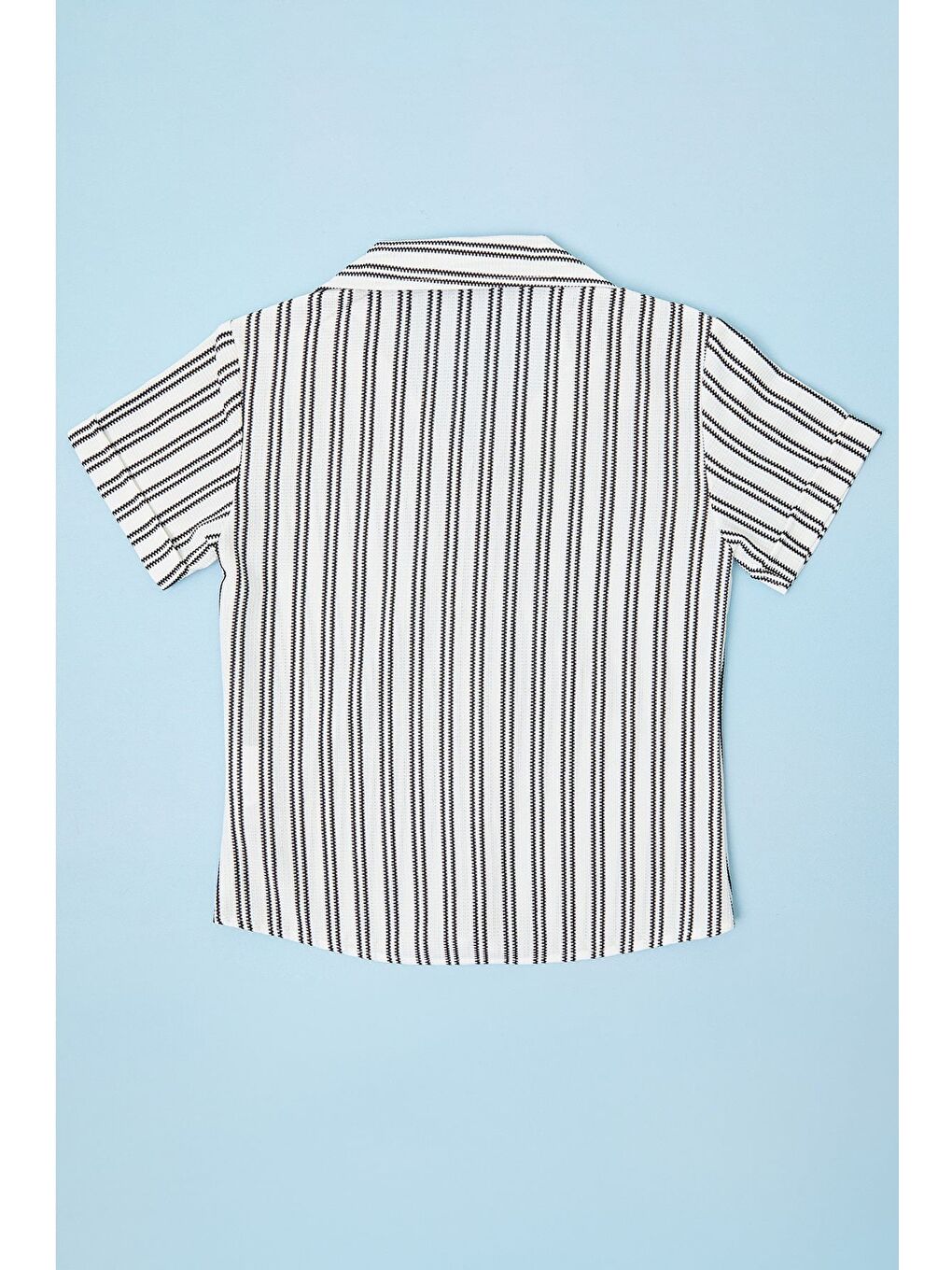 Siyah Çizgili Düğmeli Erkek Çocuk Gömlek-2