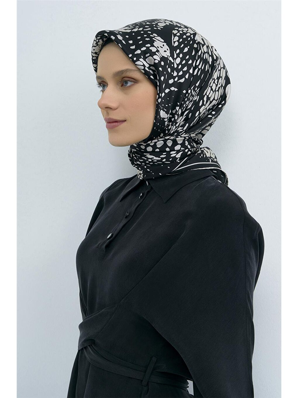 Siyah Saf İpek Sura Eşarp 9552D 90-2