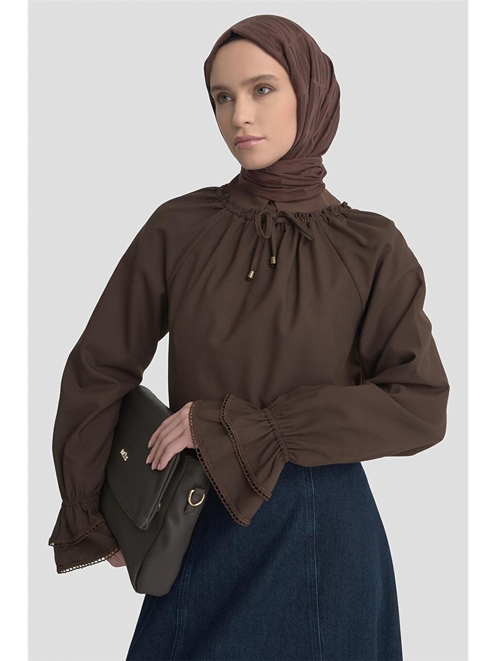 Kahverengi Kolu Fırfırlı Bluz 25K3832 Acı Kahve