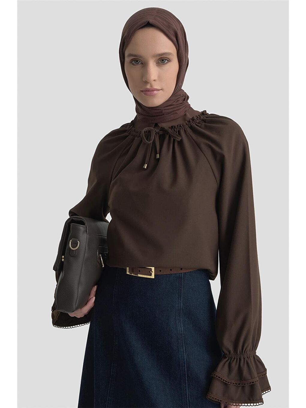 Kahverengi Kolu Fırfırlı Bluz 25K3832 Acı Kahve-1