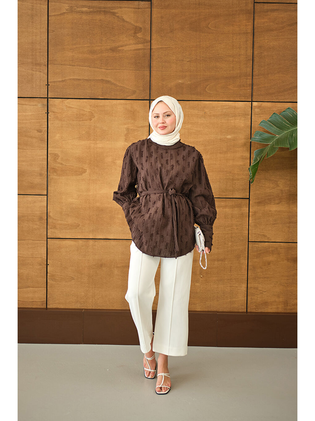 Kadın Kendinden Desenli Bel Bağlamalı Tunik Kahverengi-1