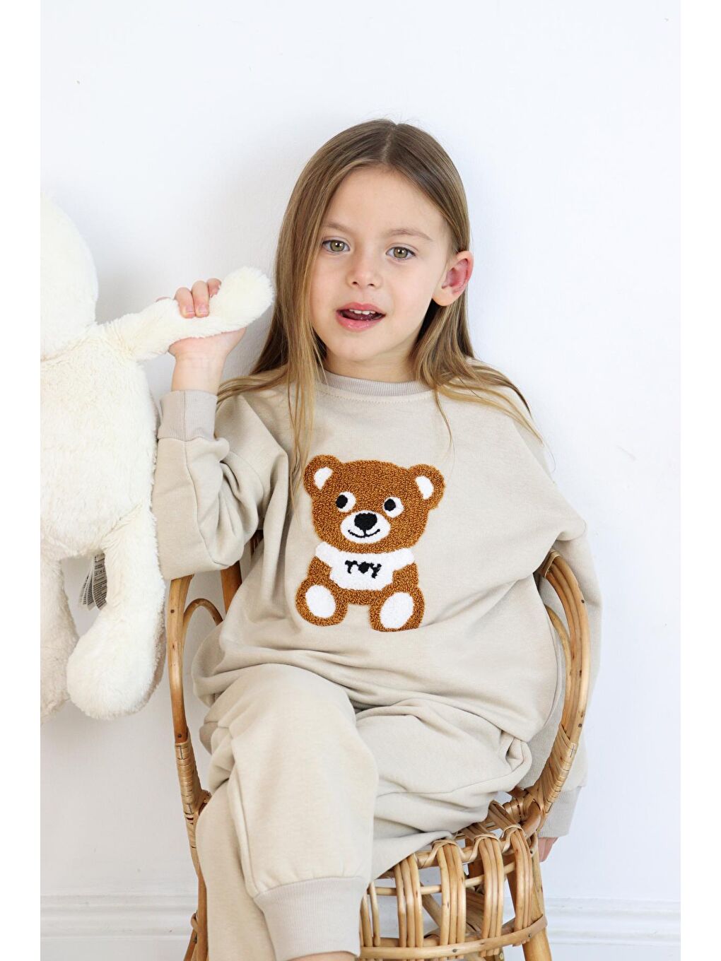 Ekru Kız-Erkek (Unisex) Çocuk İnterlok Kumaş Orta Kalınlıkta Nakışlı-Baskılı Örme Basic Eşofman Takımı-4