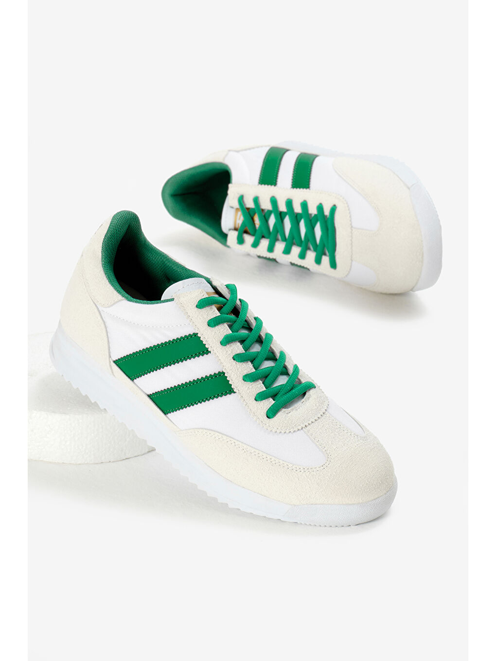 Unisex Beyaz Yeşil Termo Taban Çift Şeritli Bağcıklı Spor Ayakkabı