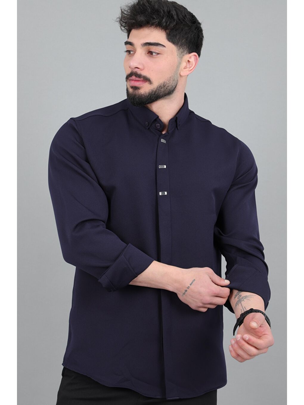 Lacivert Düğme Detay Premium Yazlık Uzun Kol Gömlek QCM 6727_40419-1