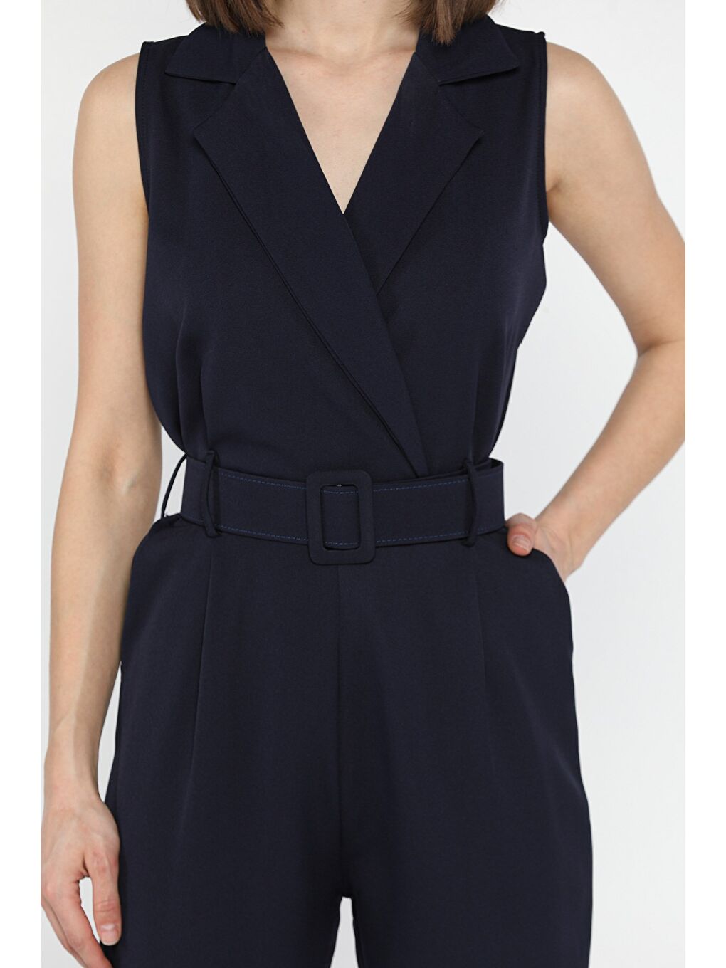 Lacivert Kemerli Kruvaze Yaka Sıfır Kol Kadın Tulum-3