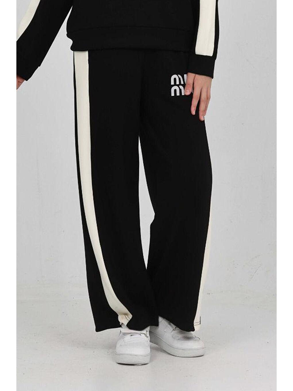 Siyah Kız Çocuk Oysho Kumaş Şerit Garni Detaylı Alt-Üst Takım 12302-2