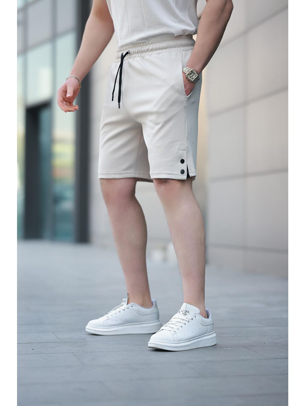 Bej Taş Rengi Basic Erkek Şort E6567