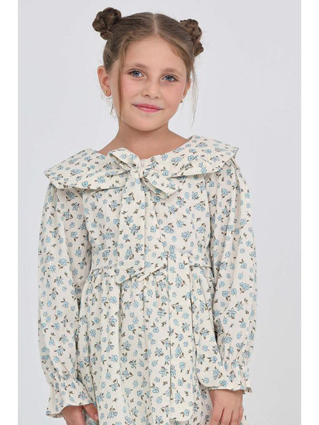 Mavi Kız Çocuk Fiyonk Yakalı Bel Kuşaklı Çiçek Desenli Kloş Etekli Elbise 12301-1