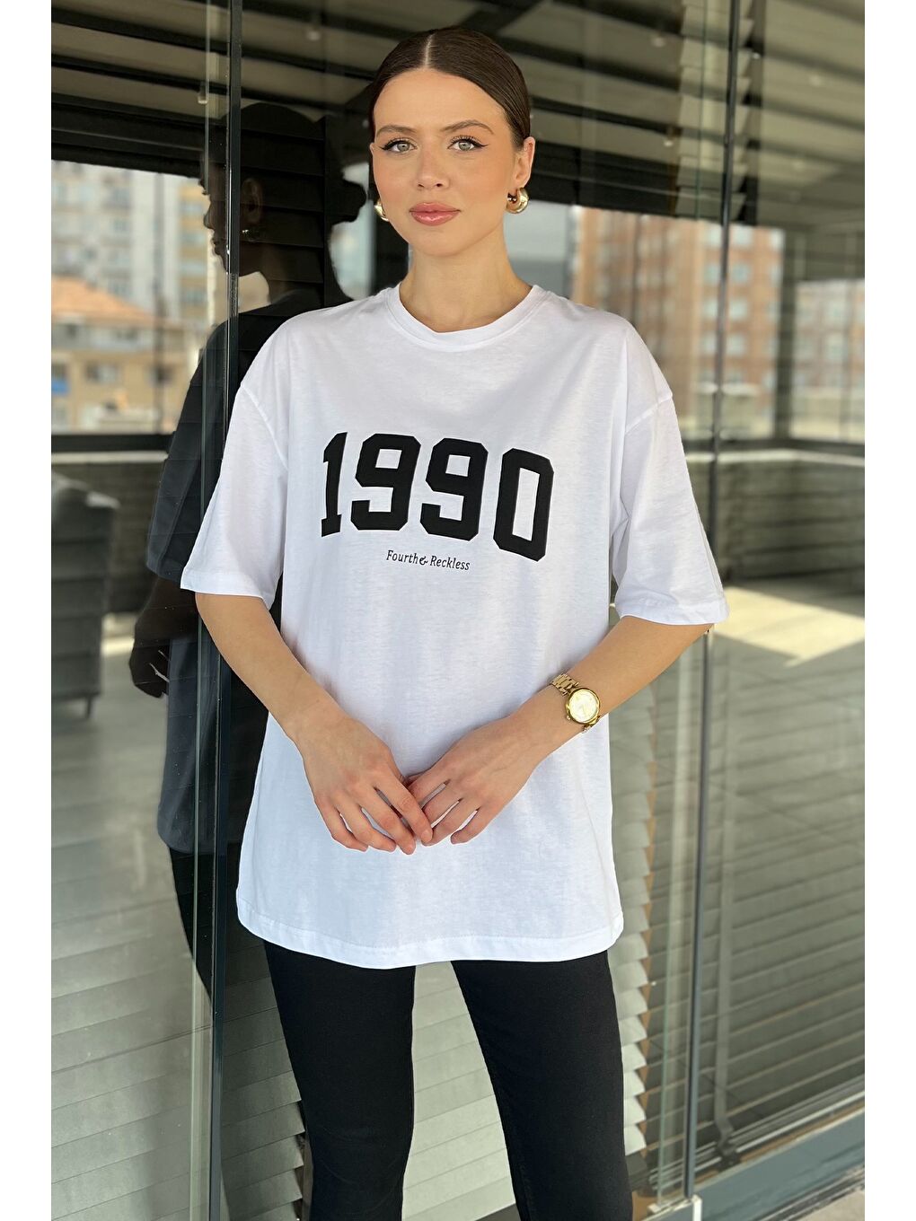 Beyaz Kadın Ön Baskılı Oversize Bisiklet Yaka Tişört-1