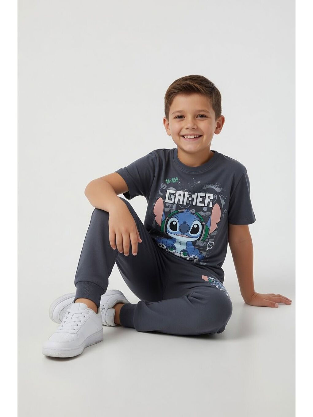 Gri Gamer Karakter Baskılı Tişörtlü Erkek Çocuk Eşofman Takımı 23876-3