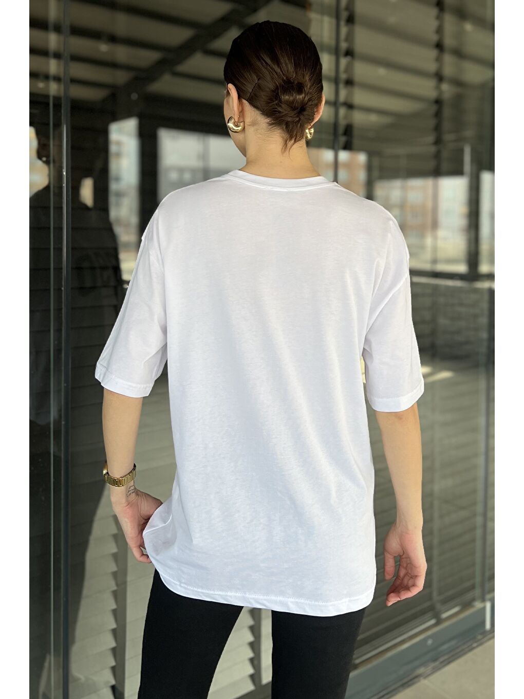 Beyaz Kadın Ön Baskılı Oversize Bisiklet Yaka Tişört-2