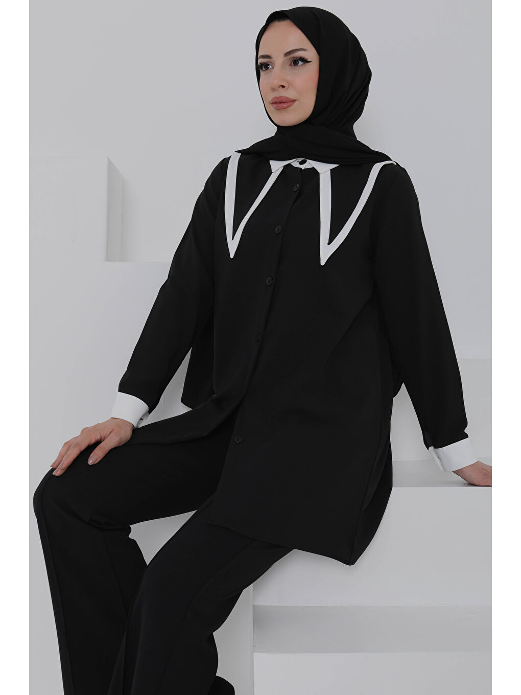 Çift Yakalı Linda Takım Siyah - 27020-1