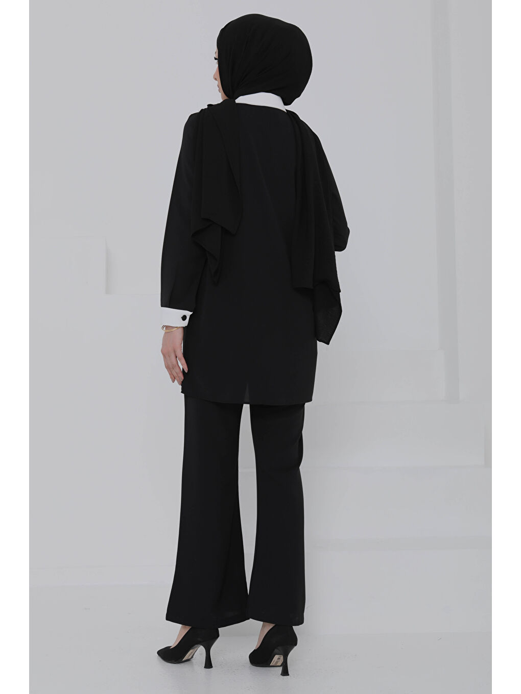 Çift Yakalı Linda Takım Siyah - 27020-5