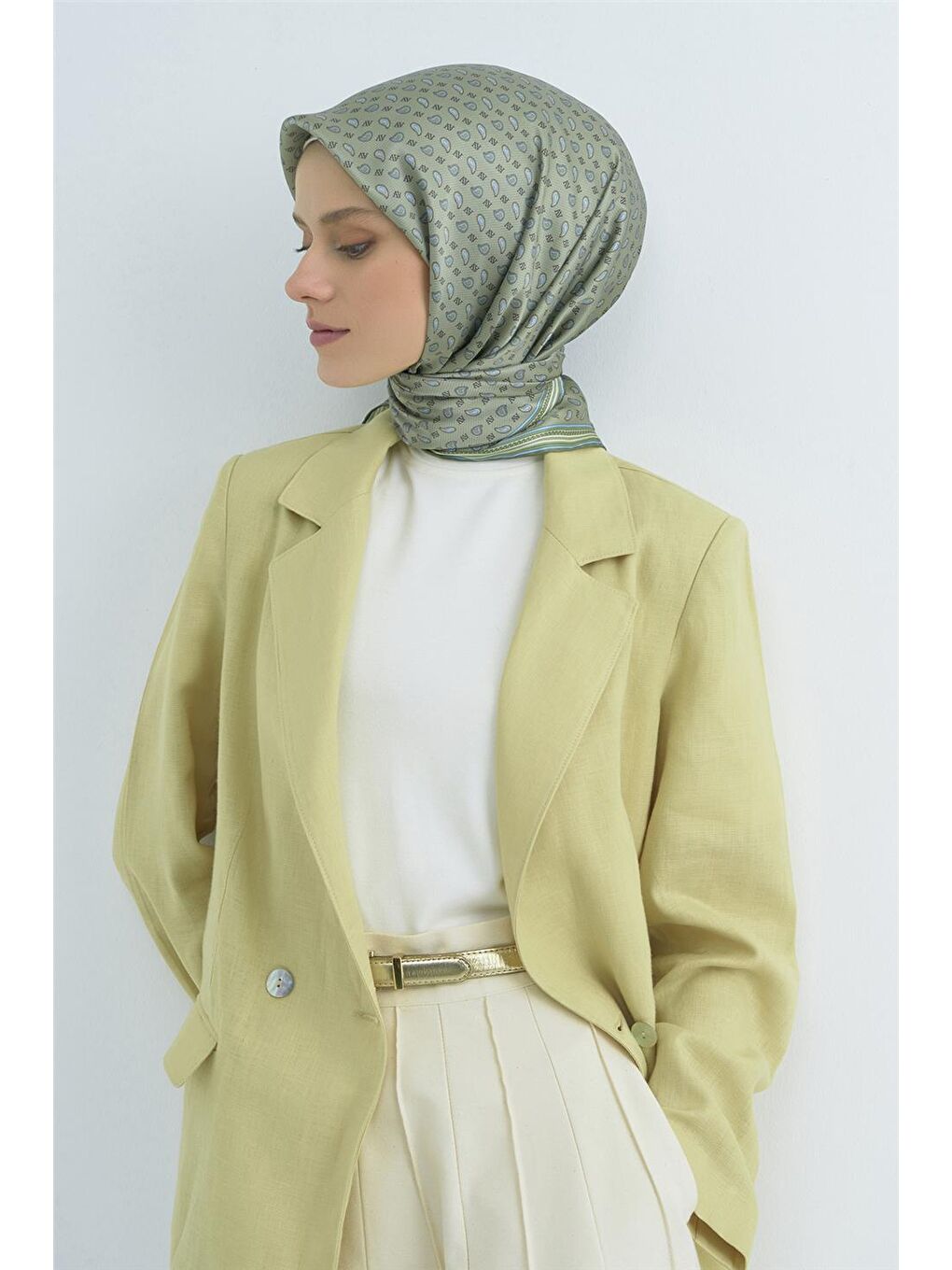 Yeşil Saf İpek Sura Eşarp 9548D 52-1