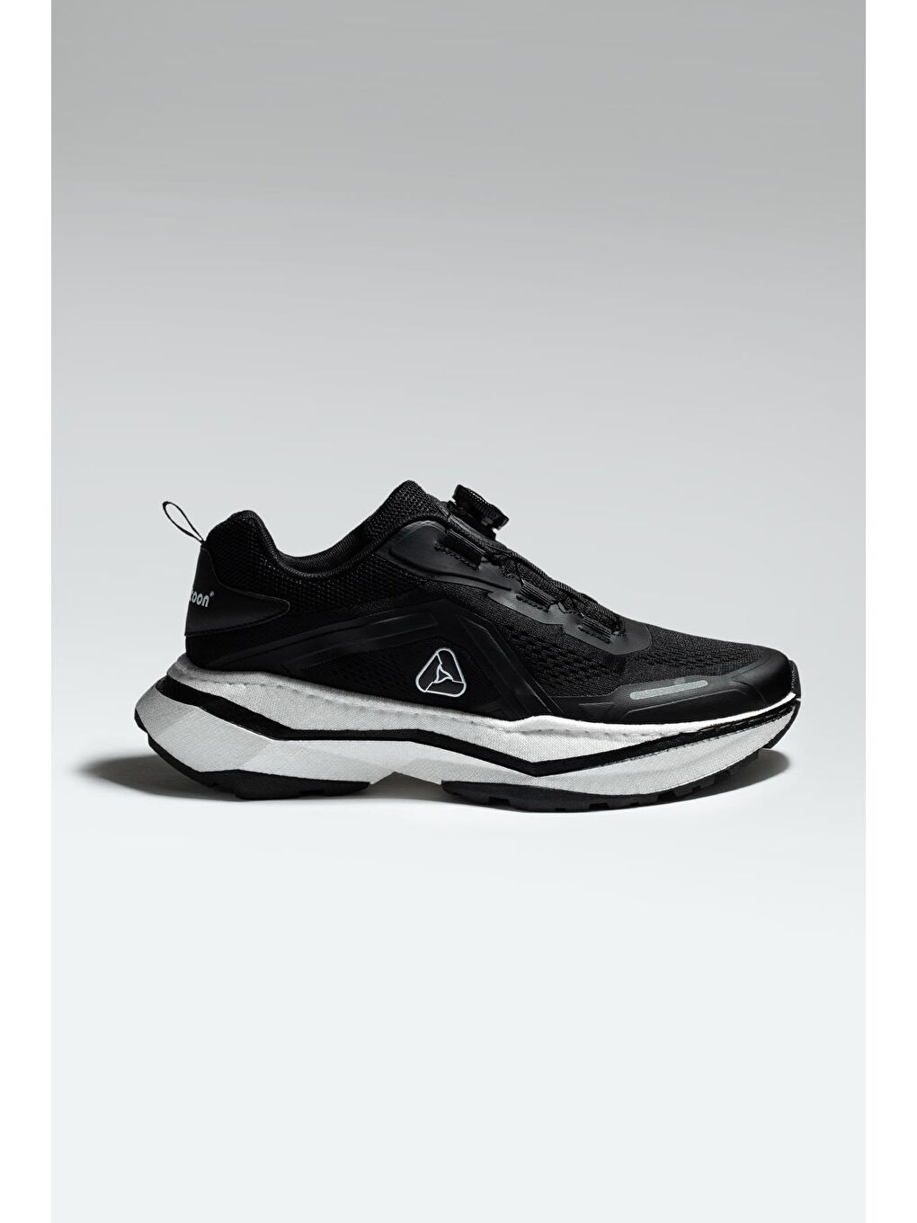 Siyah Günlük ve Aktif Kullanım İçin Sneaker