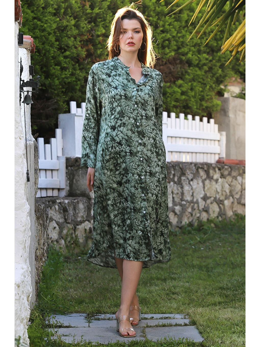 Koyu Yeşil Hakim Yaka Düğmeli Uzun Kollu Gizli Cepli Casual Viskon Dokuma Elbise 125 65-7