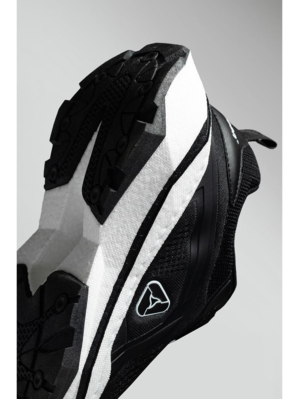 Siyah Günlük ve Aktif Kullanım İçin Sneaker-5