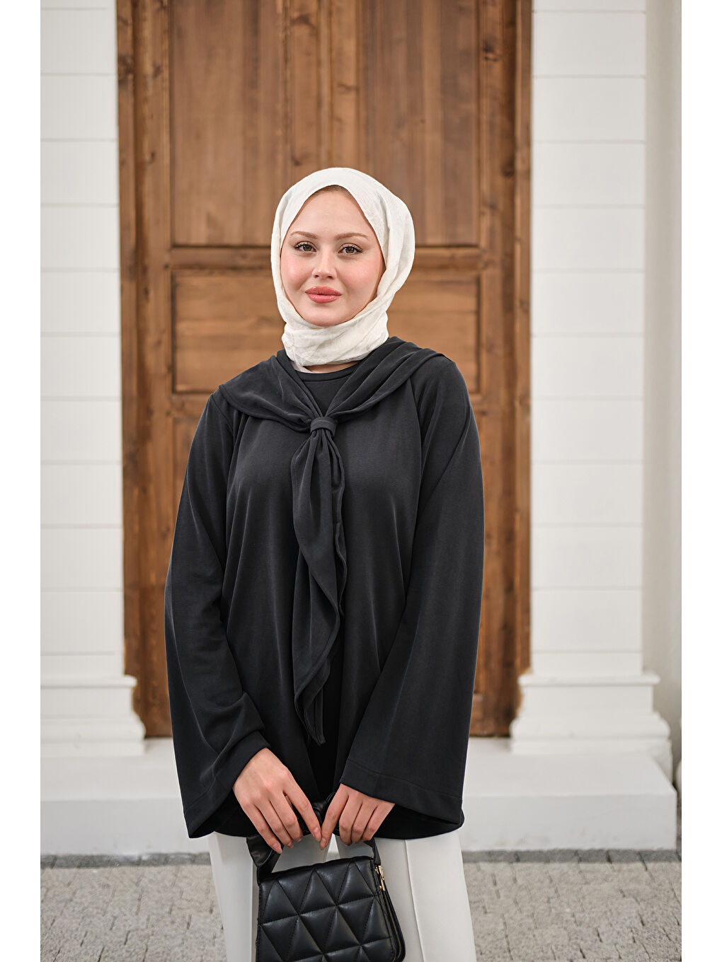 Kadın Yaka Pelerin Bağlamalı Bisiklet Yaka Tunik Siyah-2