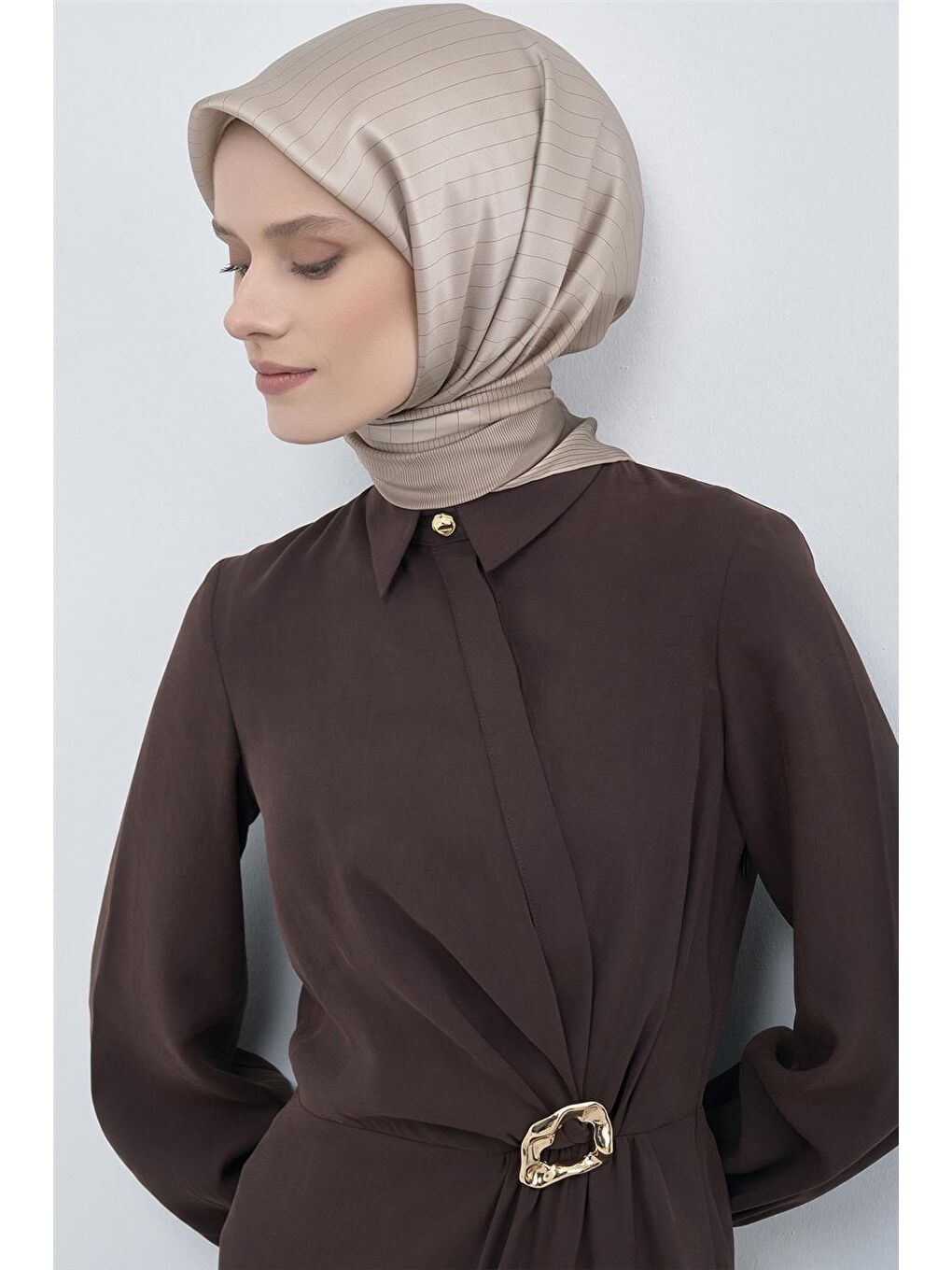 Bej Saf İpek Sura Eşarp 9526D 82-2